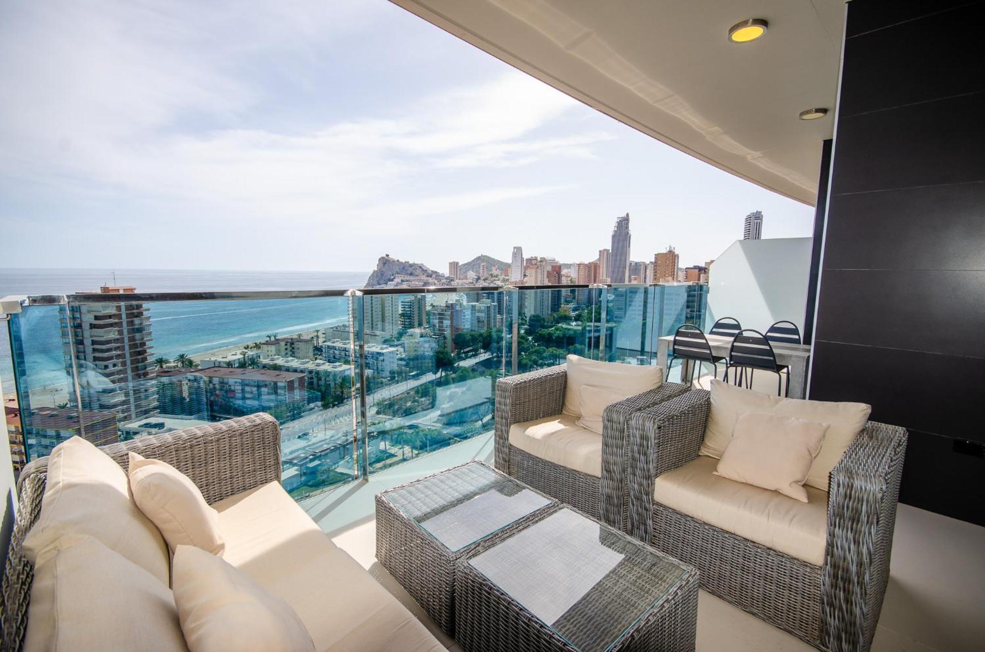 Sunset Drive Luxury Poniente Beach Бенидорм Екстериор снимка