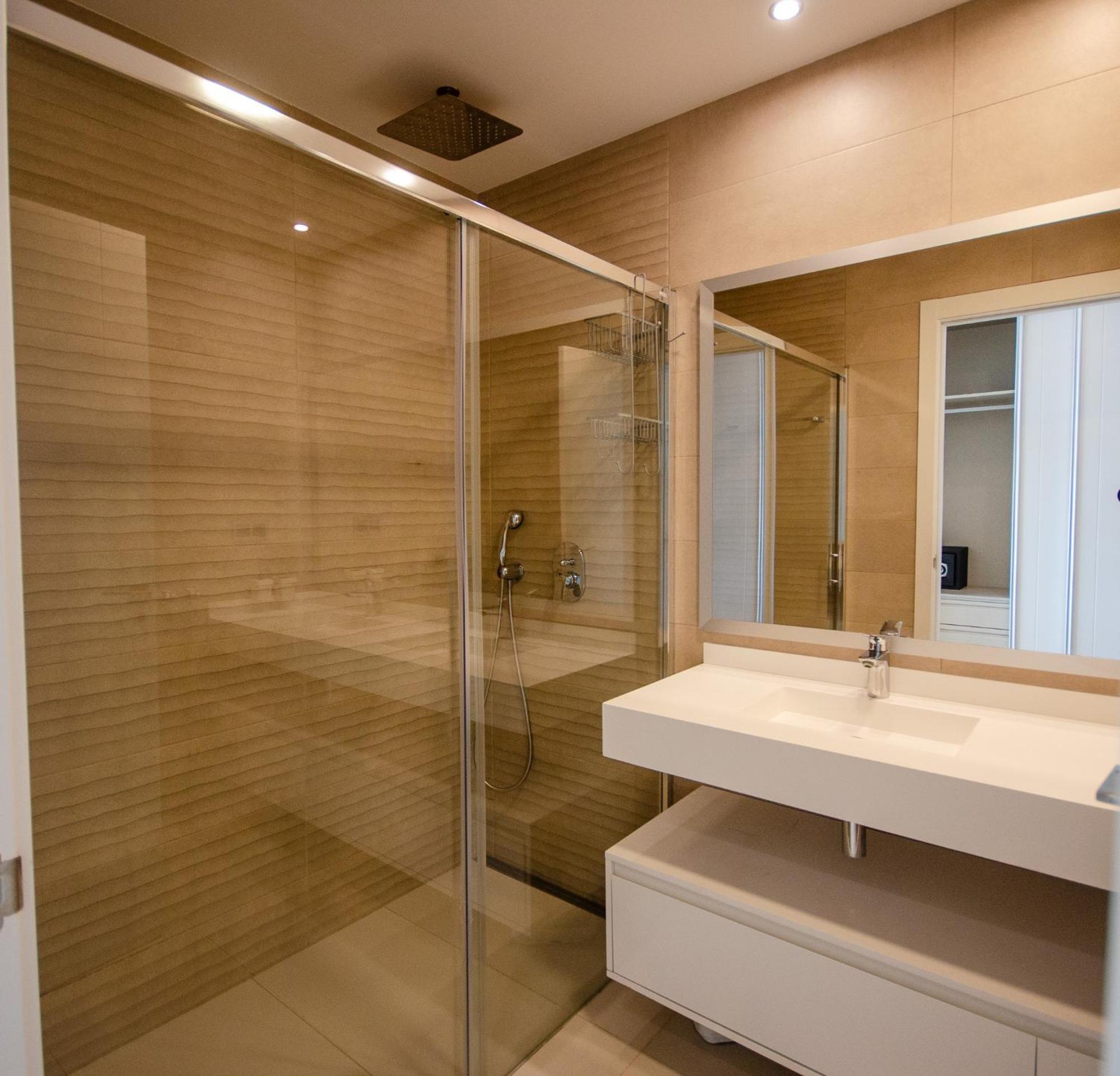 Sunset Drive Luxury Poniente Beach Бенидорм Екстериор снимка
